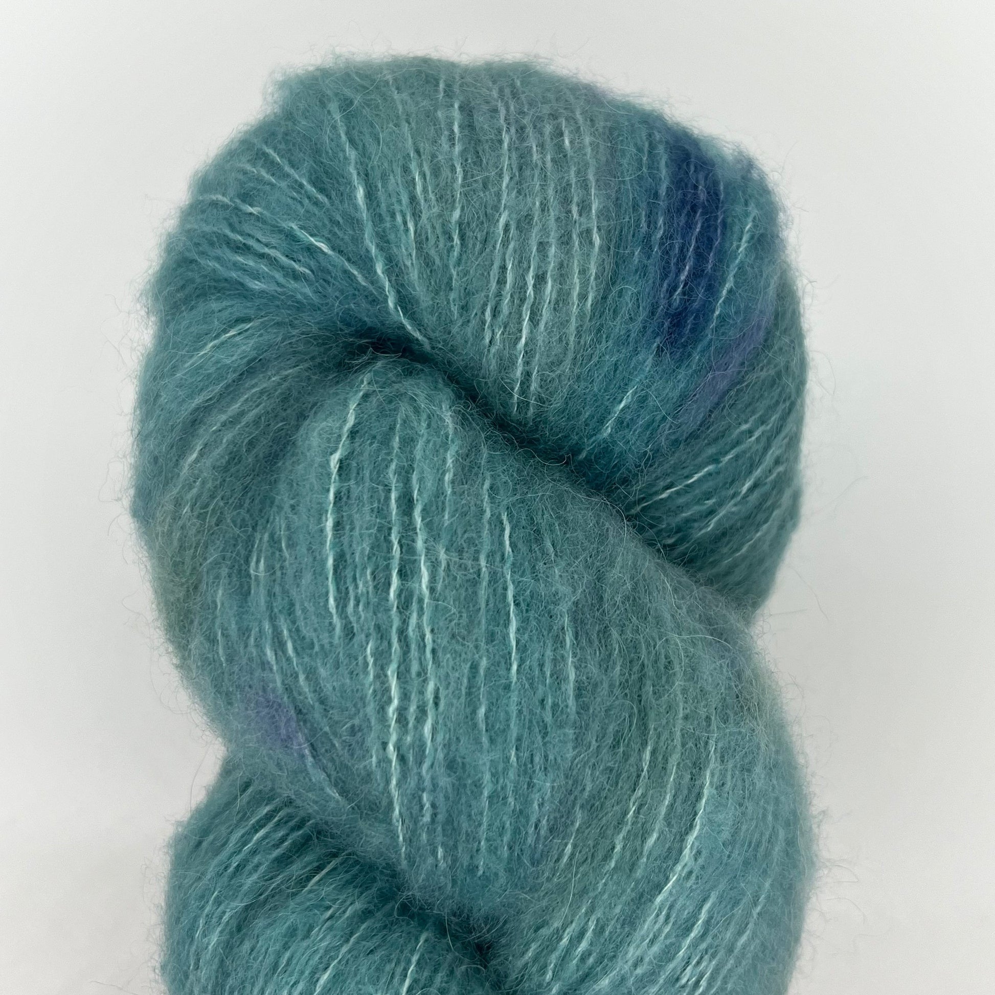 The Uncommon Thread-Cloud Fingering-yarn-Vintage Modern-gather here online