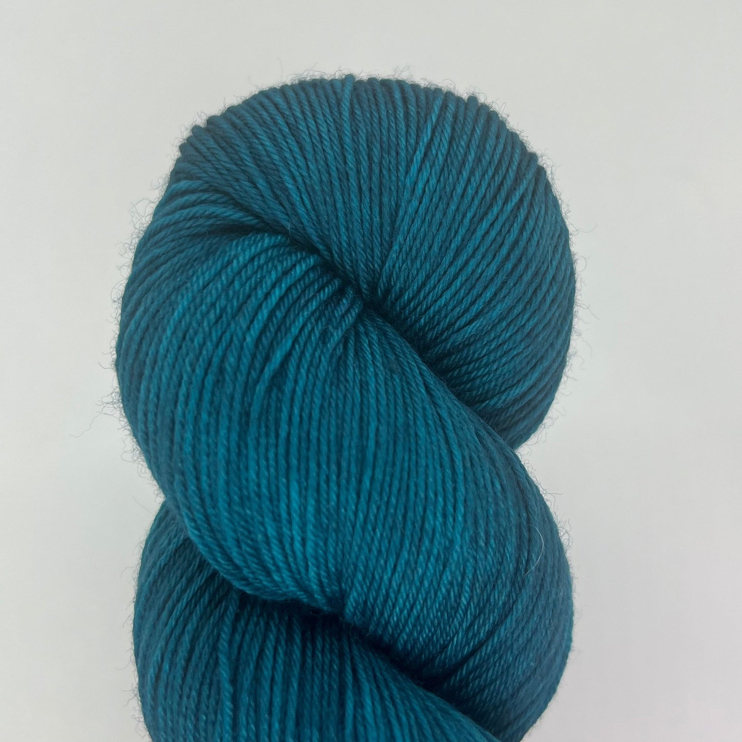 The Uncommon Thread-Everyday Sock-yarn-Seascape-gather here online