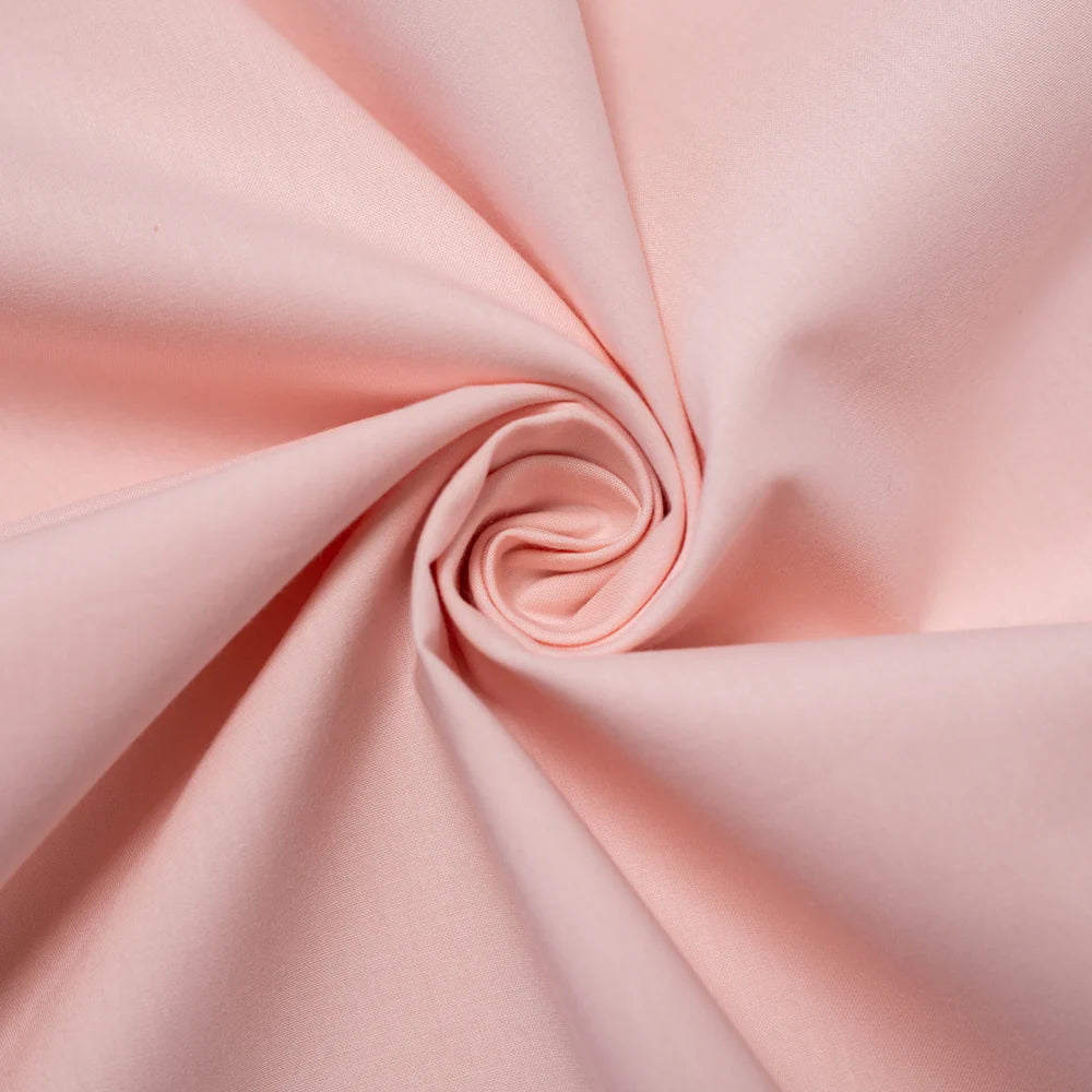 REMANNT: Long Branch Solid Poplin, Blushc 30% OFF 1.05 YDS