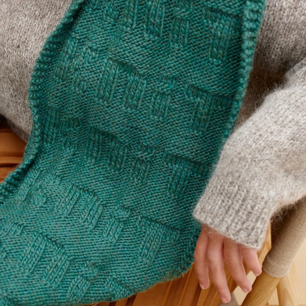 Laine-52 Weeks of Easy Knits-book-gather here online