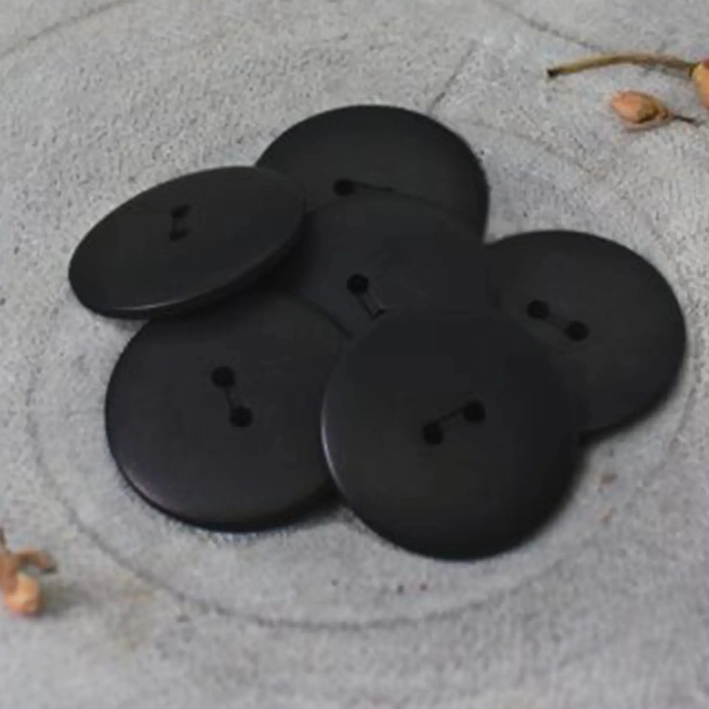 Atelier Brunette-25mm Palm Button (each)-button-Black-gather here online