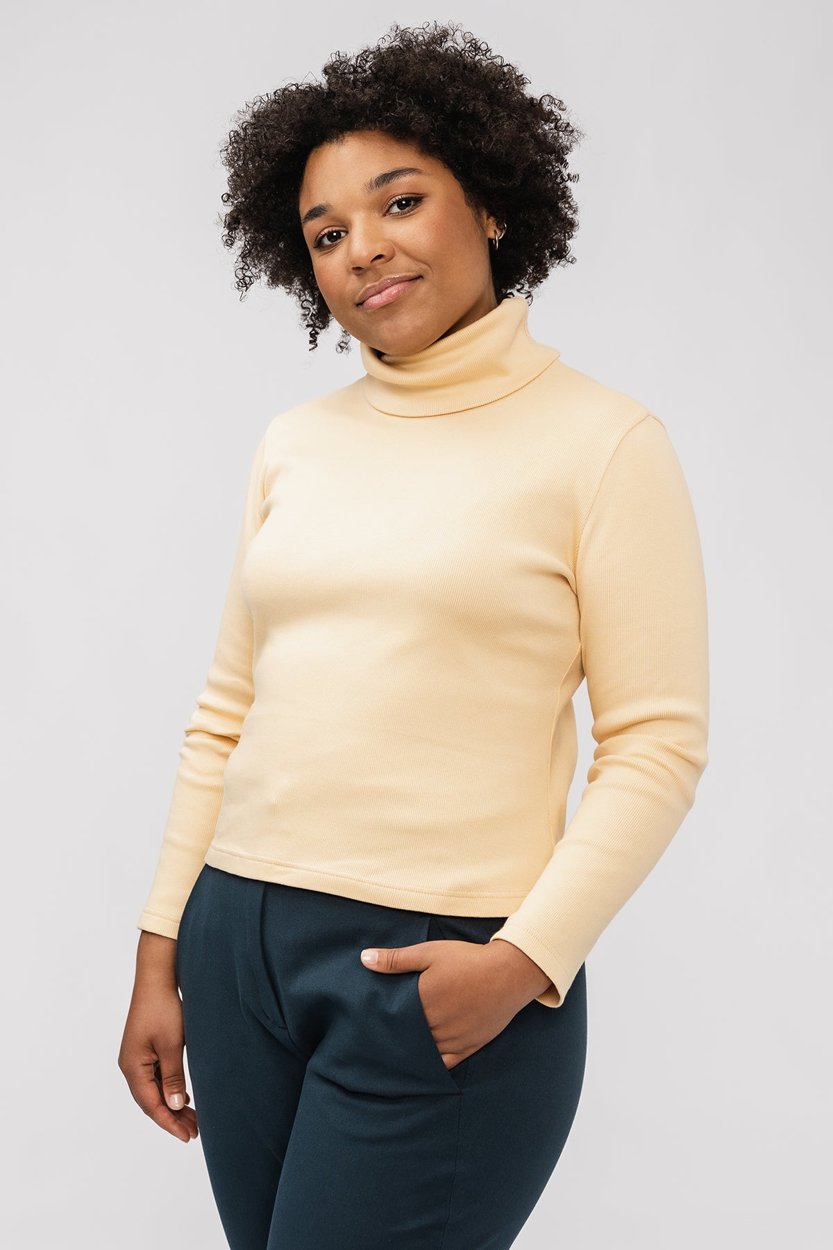 gather here classes-Paola Turtleneck - Serger-class-gather here online
