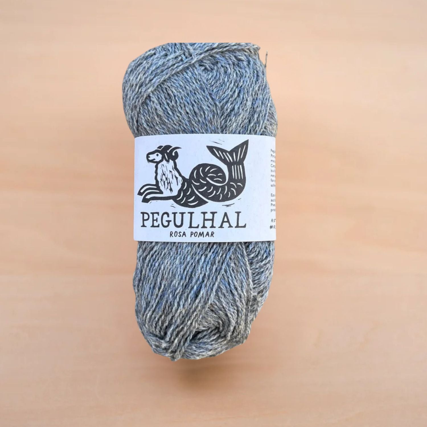 Retrosaria Rosa Pomar-Pegulhal-yarn-17 Pale Blue-gather here online