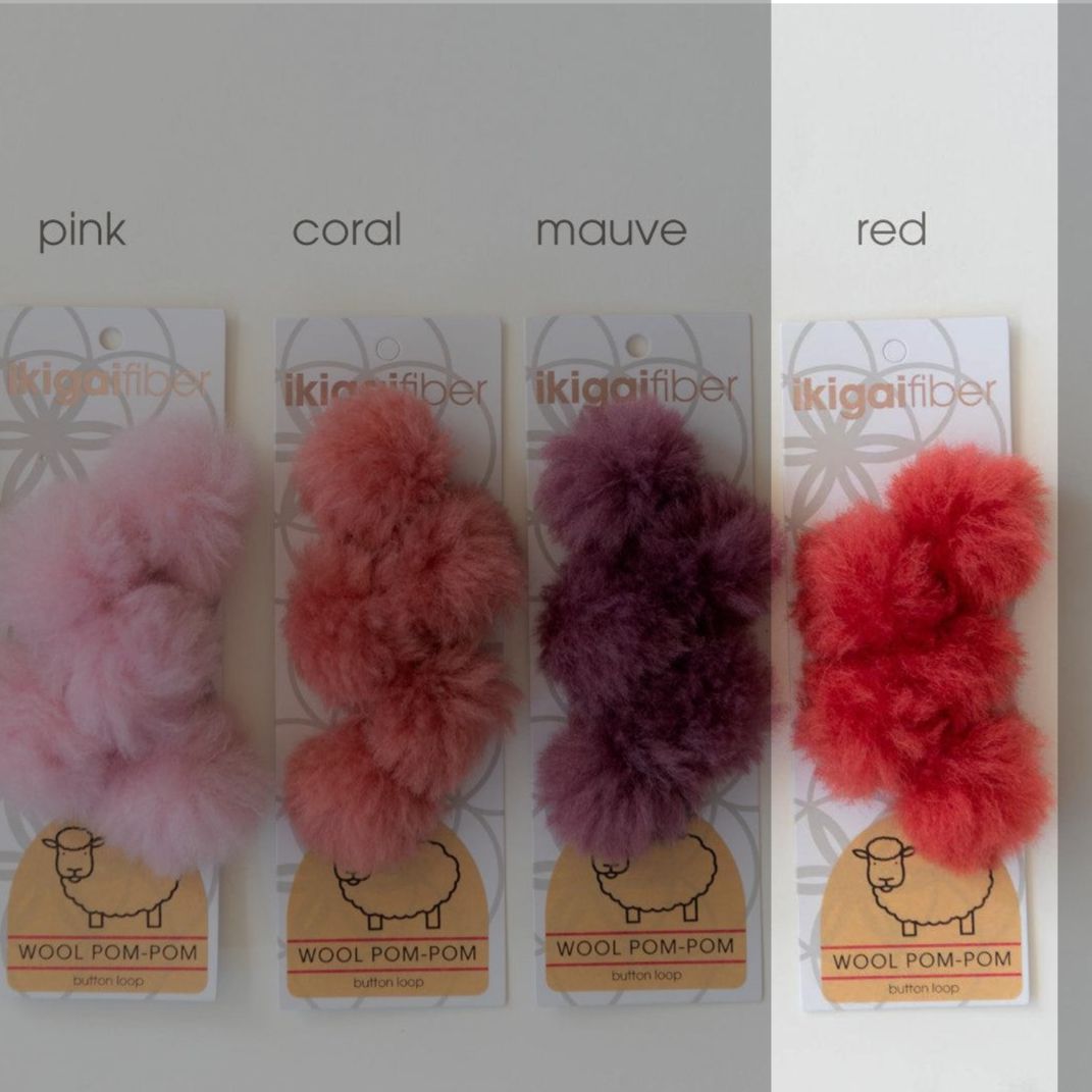 Ikigai Fiber-Wool Pom-Pom 5 Pack, 4cm-pompoms-Red-gather here online