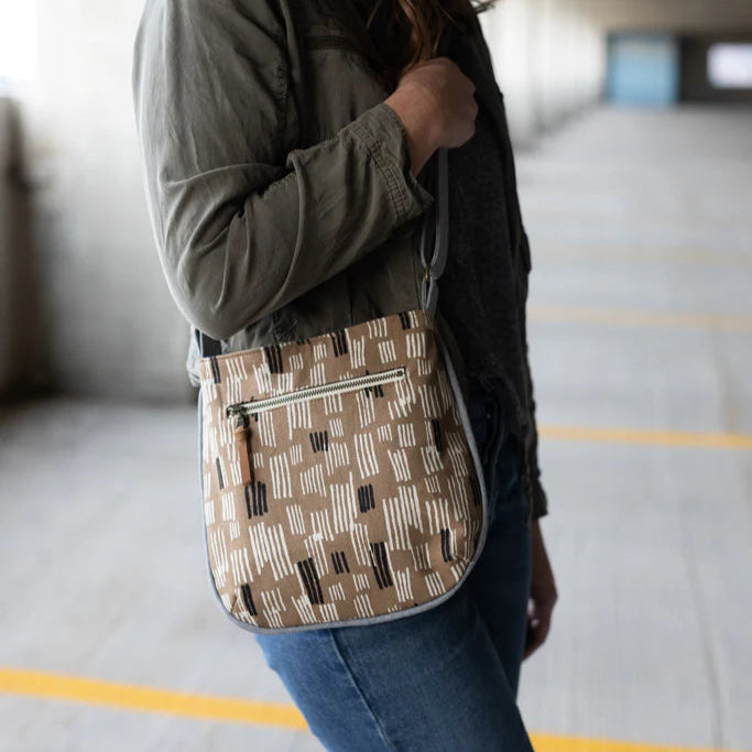 Noodlehead-Trail Tote Pattern-sewing pattern-gather here online