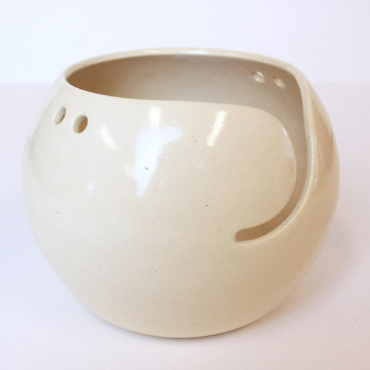 Cōppa Cōllaborative-Yarn Ball: a Ceramic Yarn Bowl in Vanilla-knitting notion-gather here online