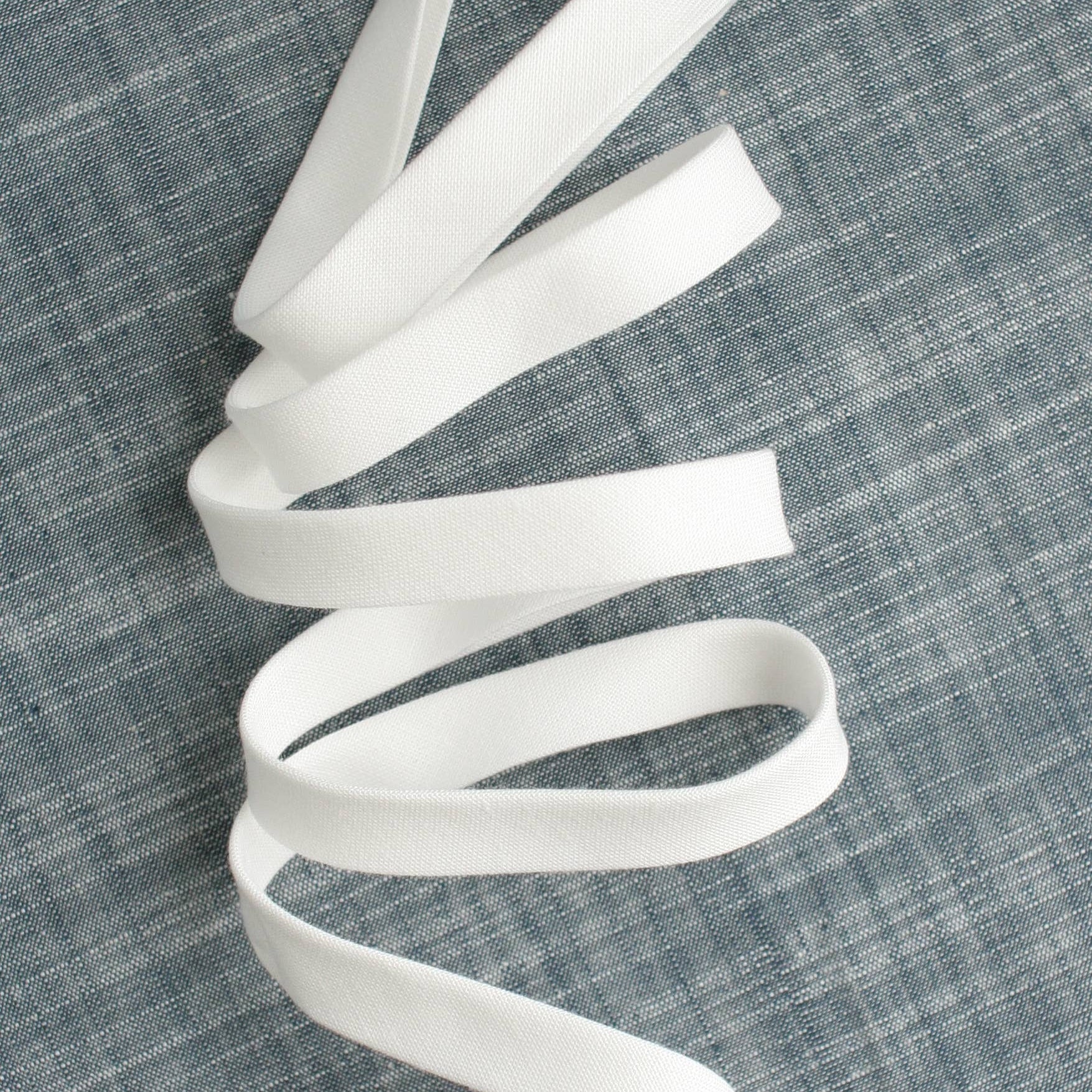 Bessie Pearl Binding Co-1/2" Double Fold Bias Binding - White Solid-trim-gather here online