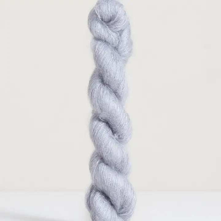 Urth Yarns-Bonmoher-yarn-N80 Hail-gather here online