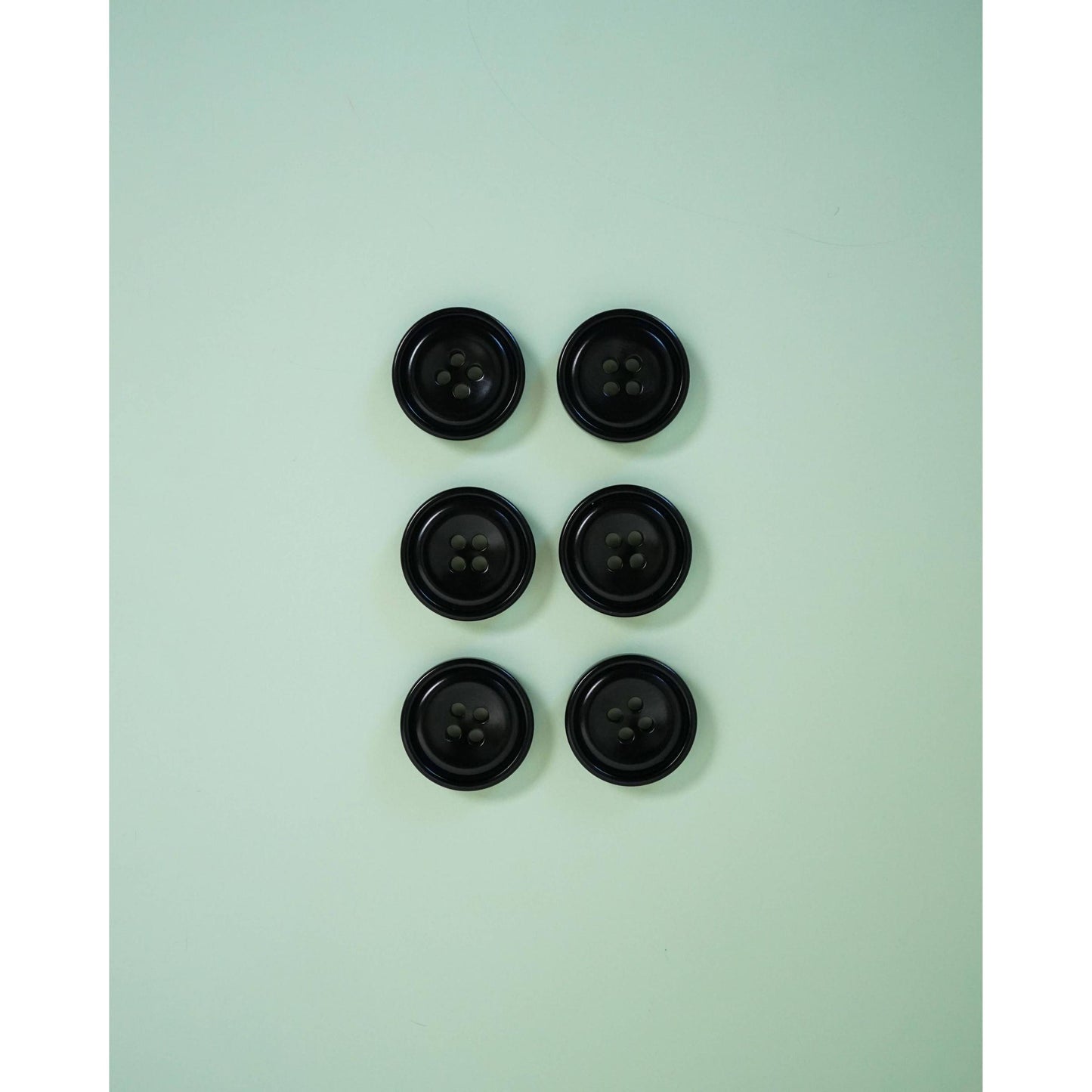 Matchy Matchy Sewing Club-Onyx 7/8" Corozo Nut Buttons-button-gather here online