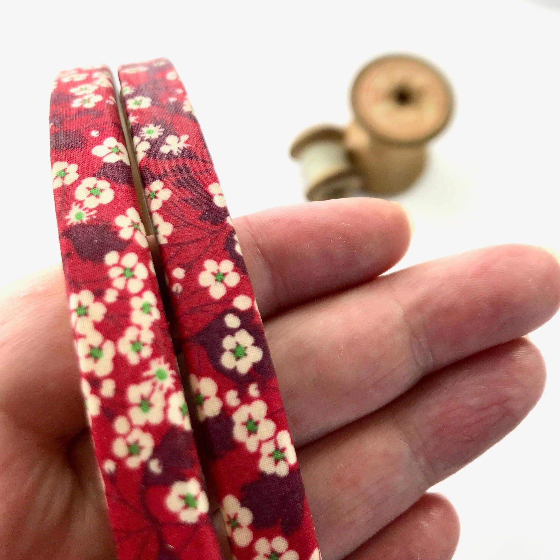 Stitchkits Crafts-6" Embroidery Hoop Collection - Deep Red Set-embroidery notion-gather here online