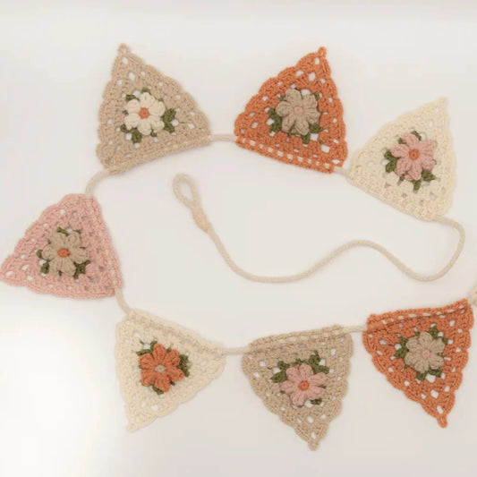 gather here classes-Crochet Bunting-class-Default-gather here online