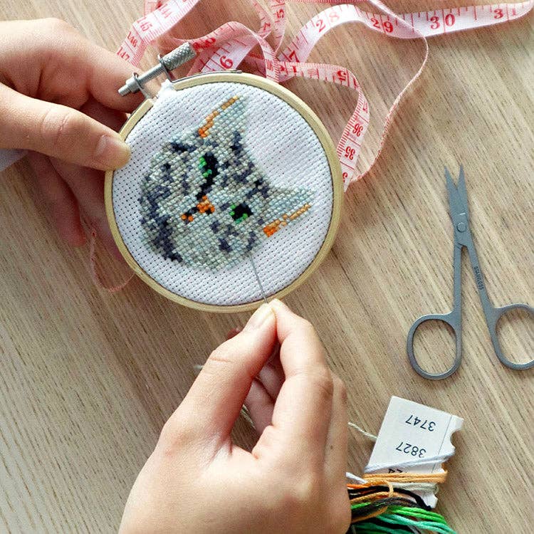 Kikkerland-Mini CrossStitch Embroidery Kit Cat-xstitch kit-gather here online