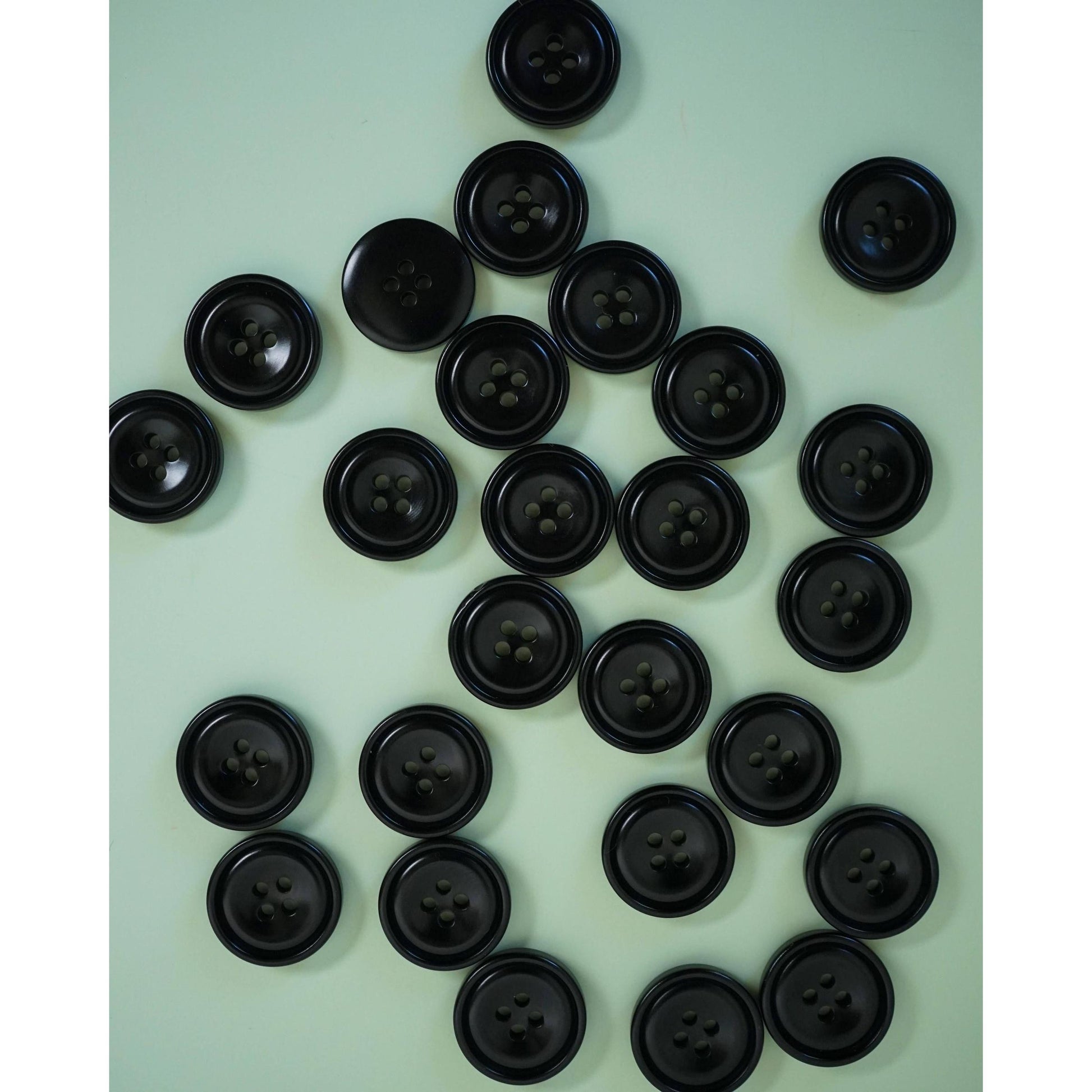 Matchy Matchy Sewing Club-Onyx 7/8" Corozo Nut Buttons-button-gather here online