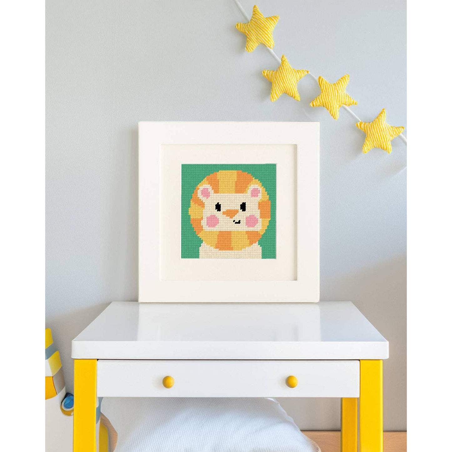Unwind Studio-Leonardo the Lion - Needlepoint Kit for Kids-xstitch kit-gather here online