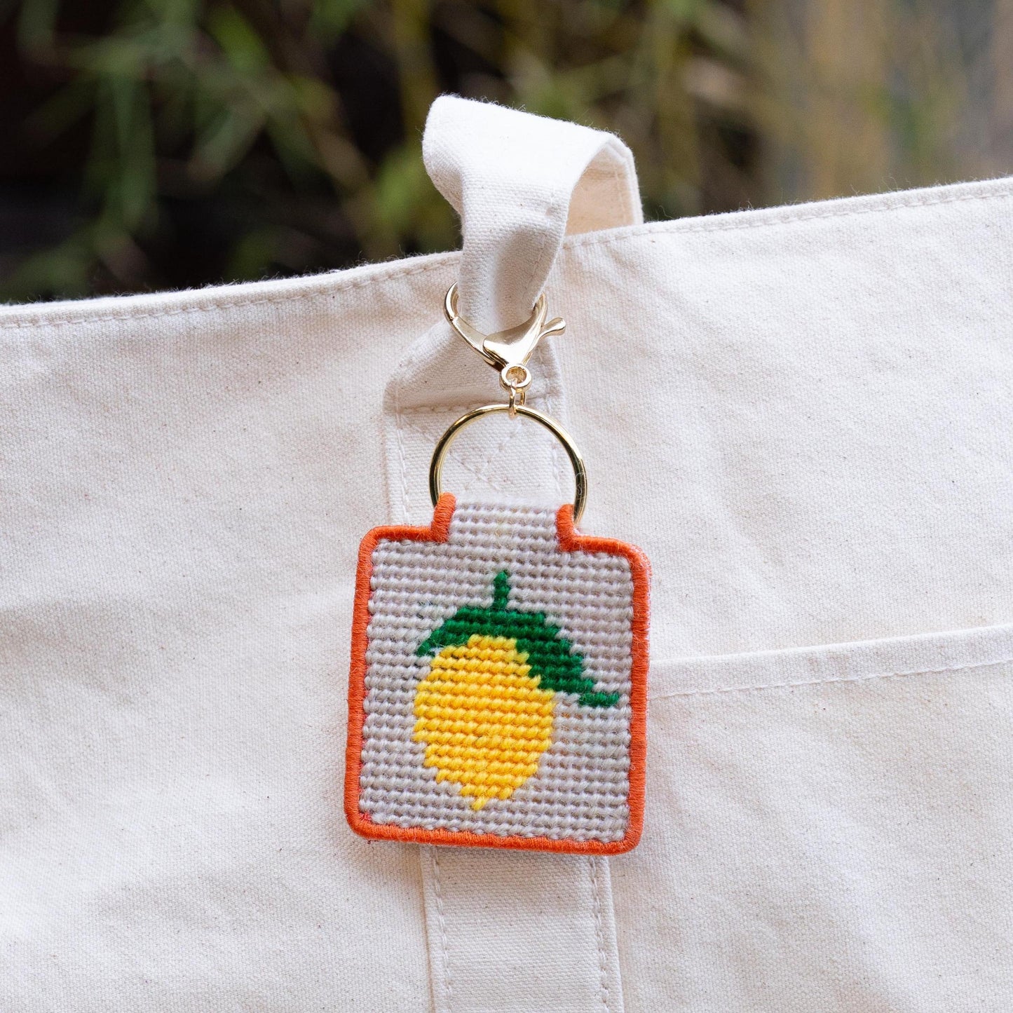 Lucky Feather-Needlepoint Keychain Kit - Lemon-xstitch kit-gather here online
