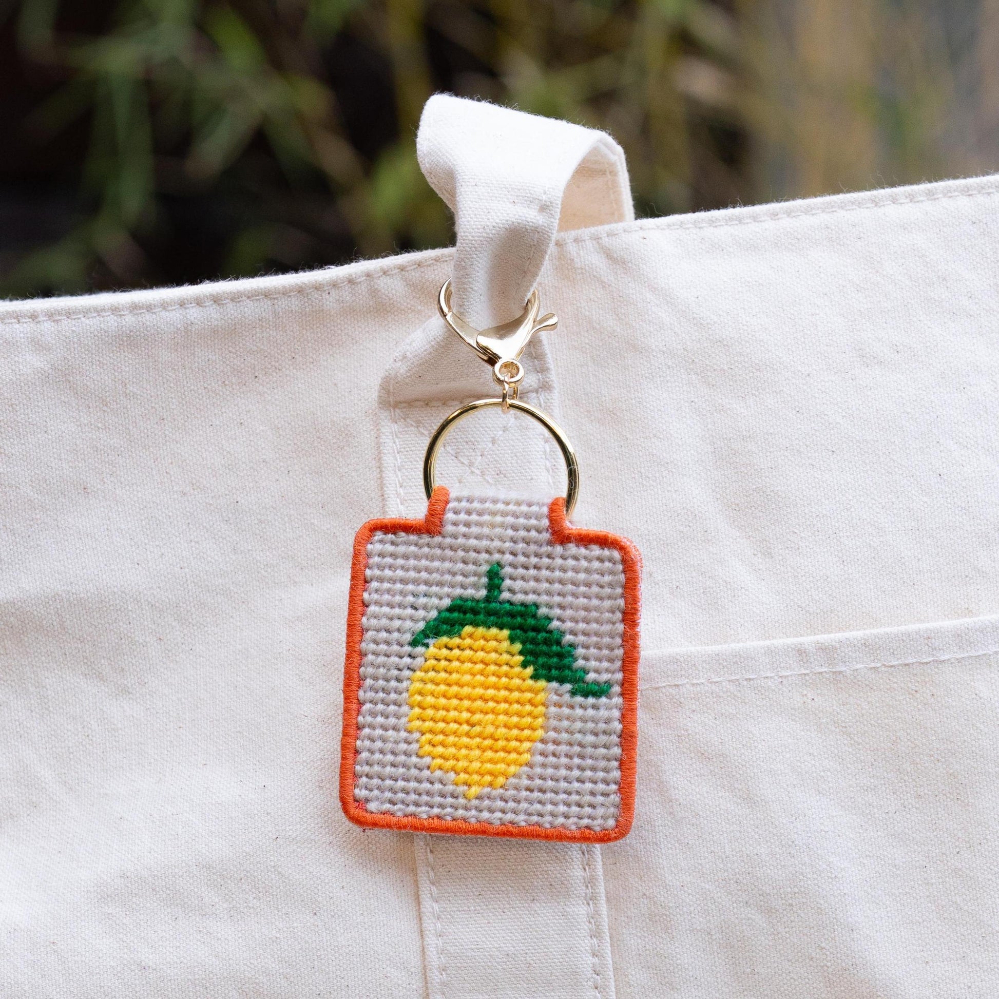 Lucky Feather-Needlepoint Keychain Kit - Lemon-xstitch kit-gather here online
