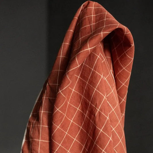 Merchant & Mills-Clara Handwoven Linen-fabric-gather here online