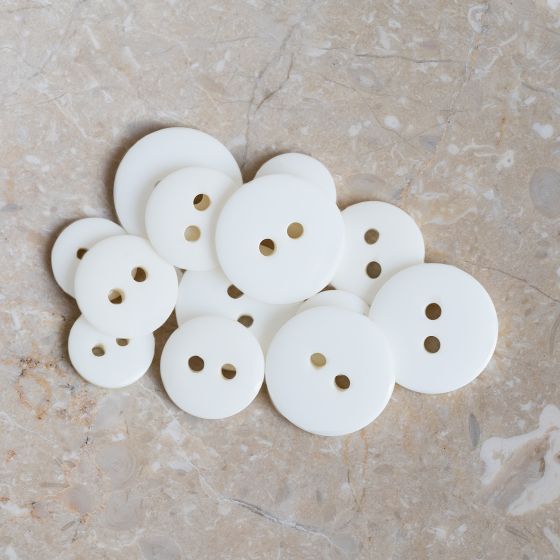 10mm Classic Matte Button Off-White (each) – gather here online