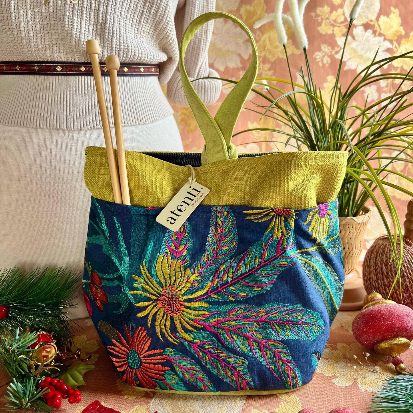 Flora Tall Caddy