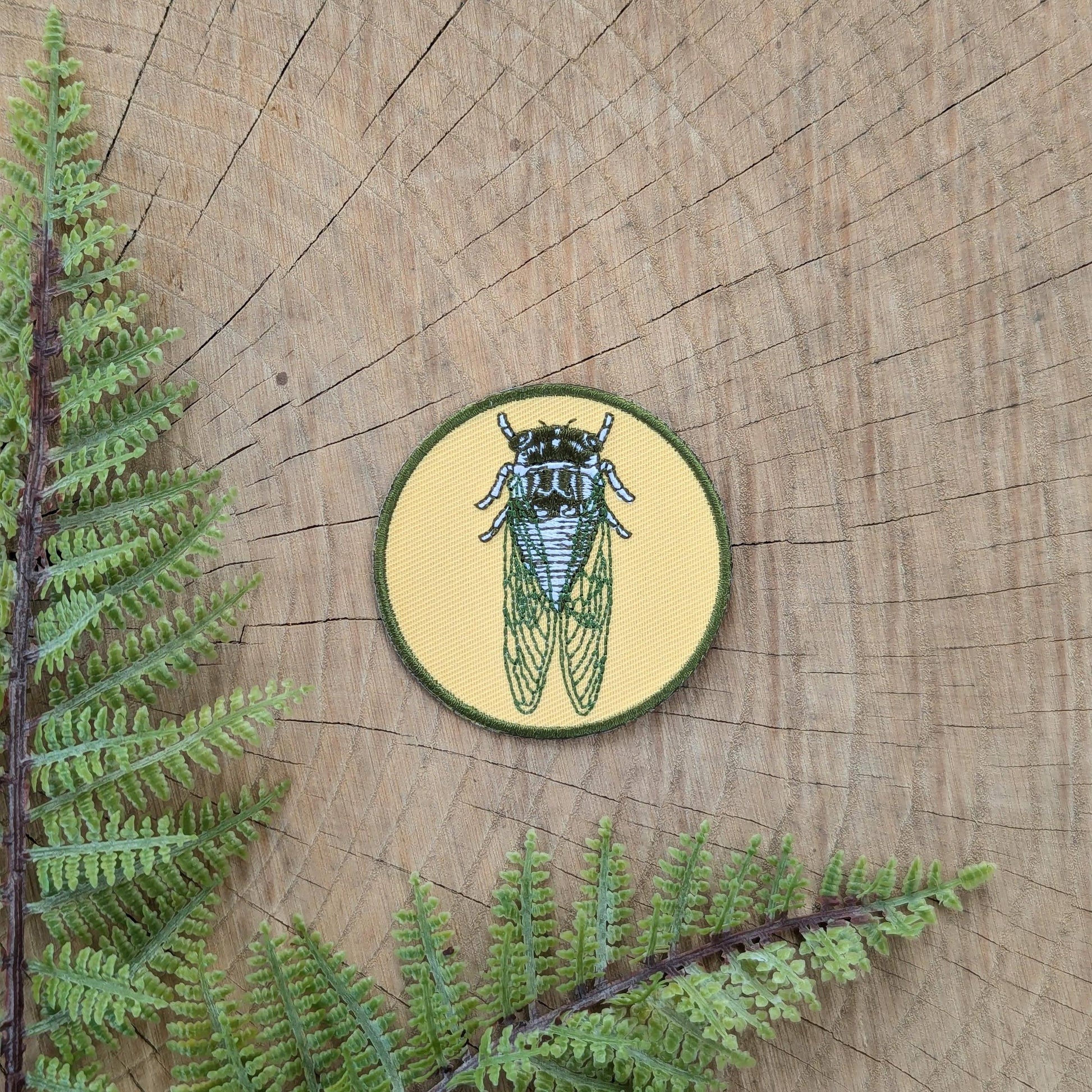 ilikesara-Iron-on patch | cicada - 2.5" round-patches + pins-gather here online