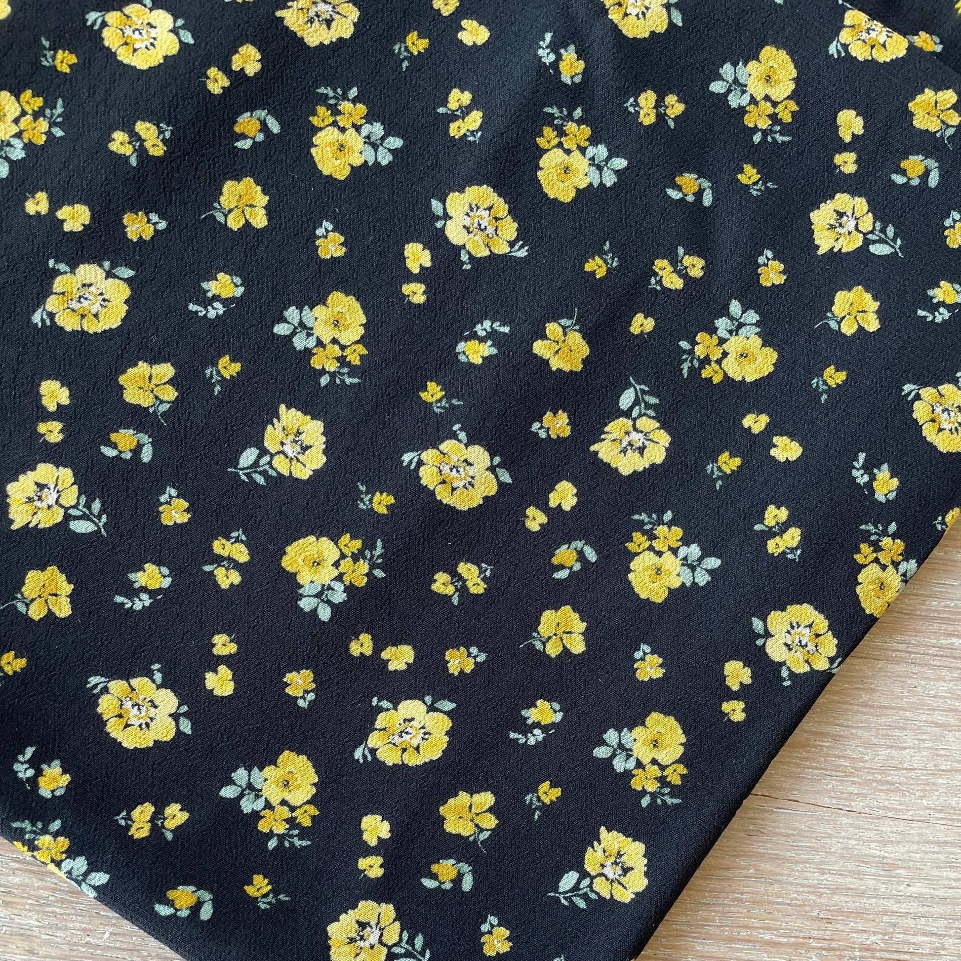 Vingtsept-Ecovero Viscose Moroccan Crepe - Lili-fabric-gather here online