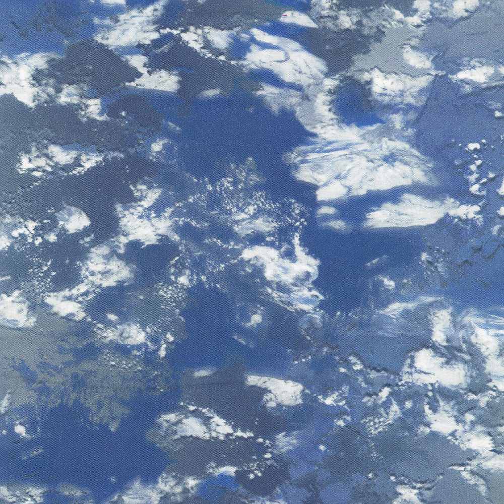Robert Kaufman-Storm-fabric-gather here online
