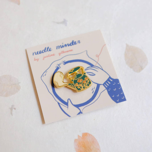 Justine Gilbuena-Tea Kettle Needle Minder-sewing notion-gather here online
