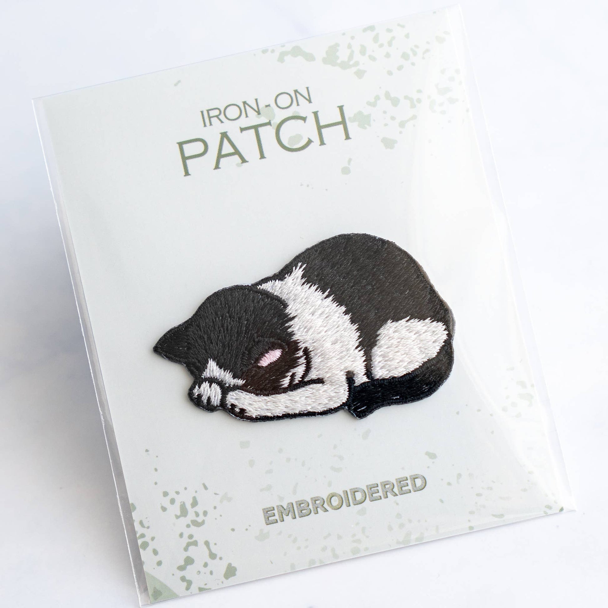 U PLUS INC-Napping Black & White Cat Iron-On Patch-patches + pins-gather here online