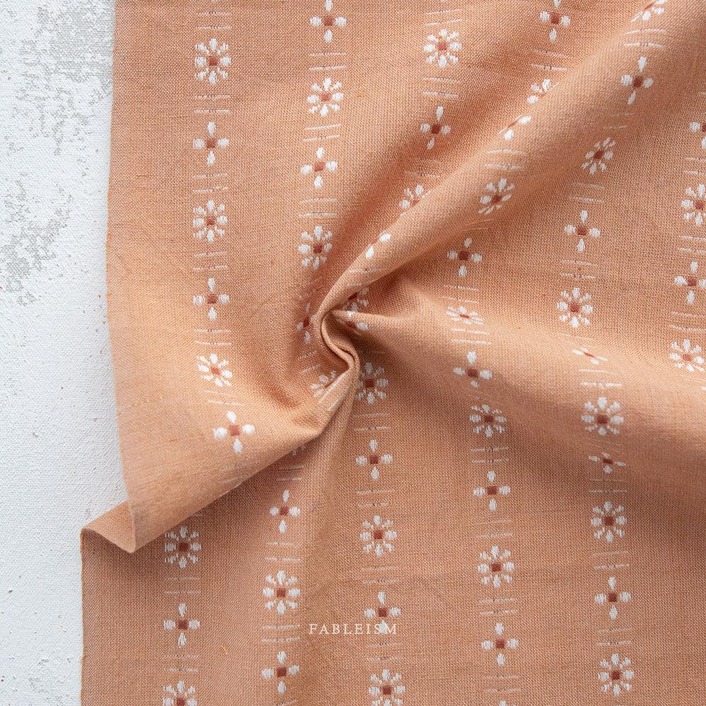 REMNANT: Forest Forage Daisies, Prairie 30% OFF 1.17 YDS