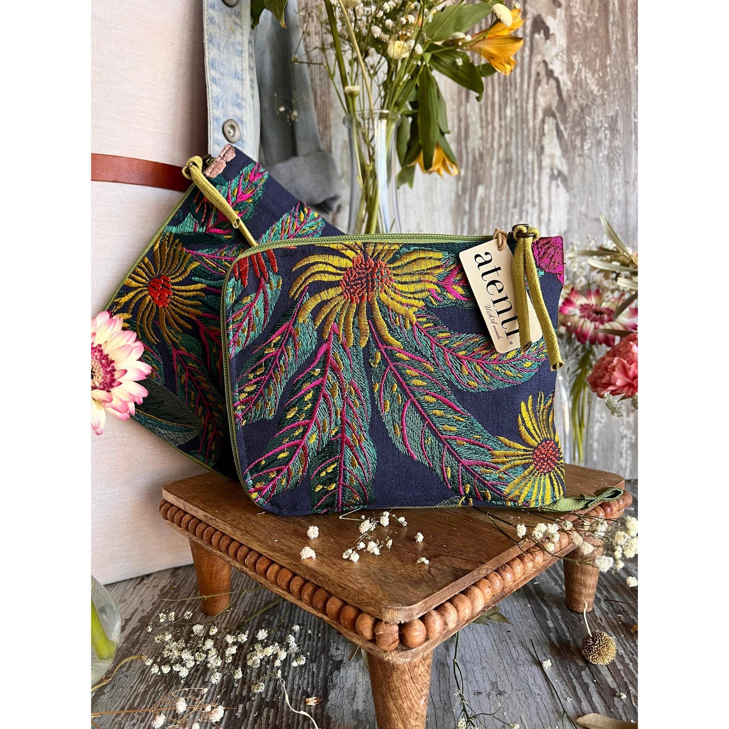 Atenti-Flora Circular Case-craft organizer-gather here online