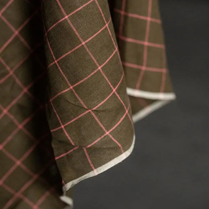 Merchant & Mills-Harper Handwoven Linen-fabric-gather here online
