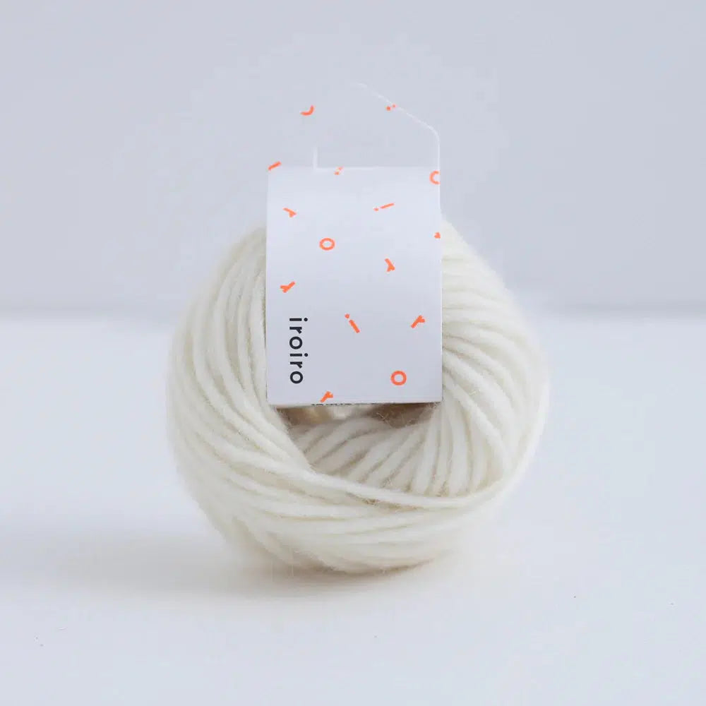 amirisu-iroiro Roving-yarn-101 Off White-gather here online