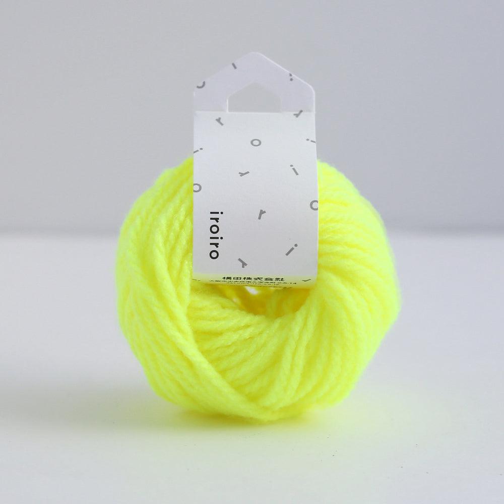 Daruma-iroiro Neon-yarn-201 Neon Yellow-gather here online