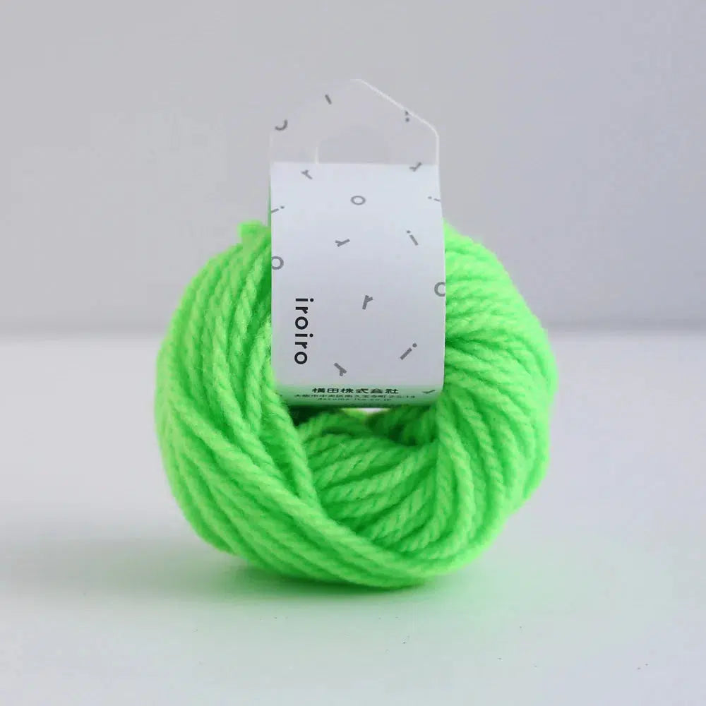 amirisu-iroiro Roving-yarn-202 Neon Green-gather here online