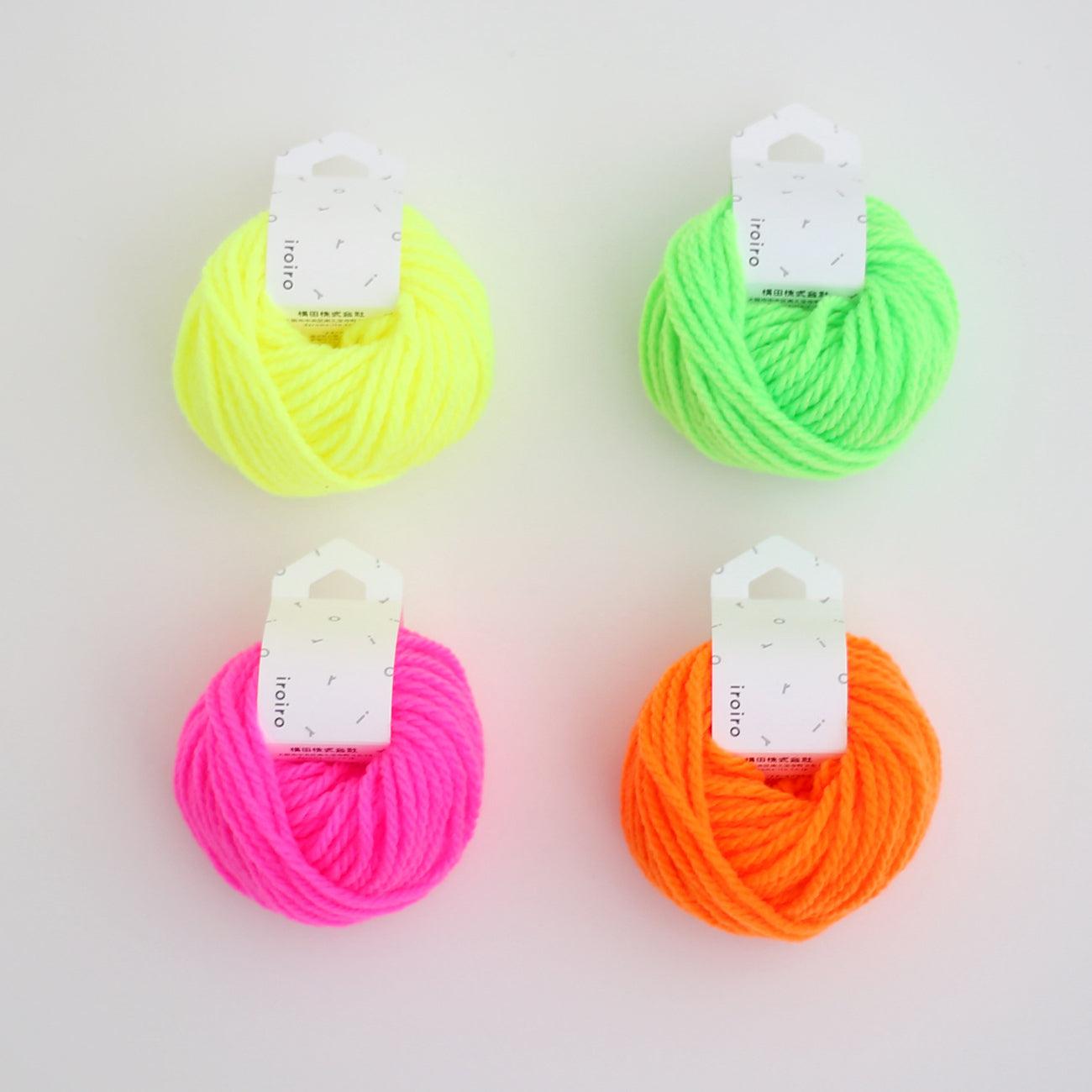 Daruma-iroiro Neon-yarn-gather here online