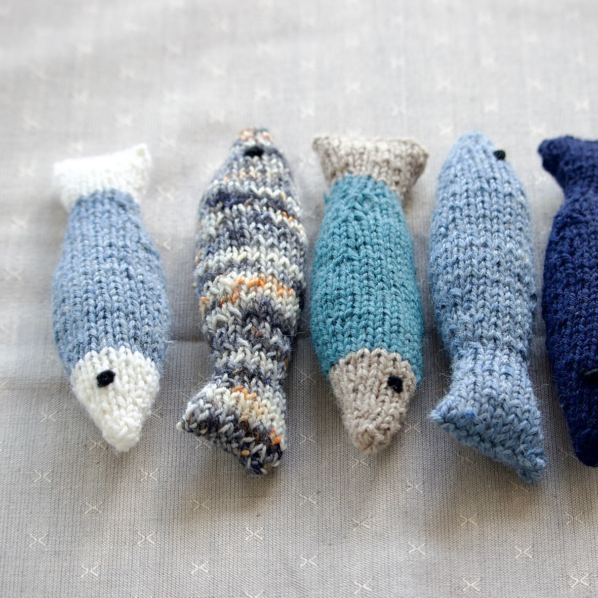 gather here classes-Little Knit Fish-class-gather here online