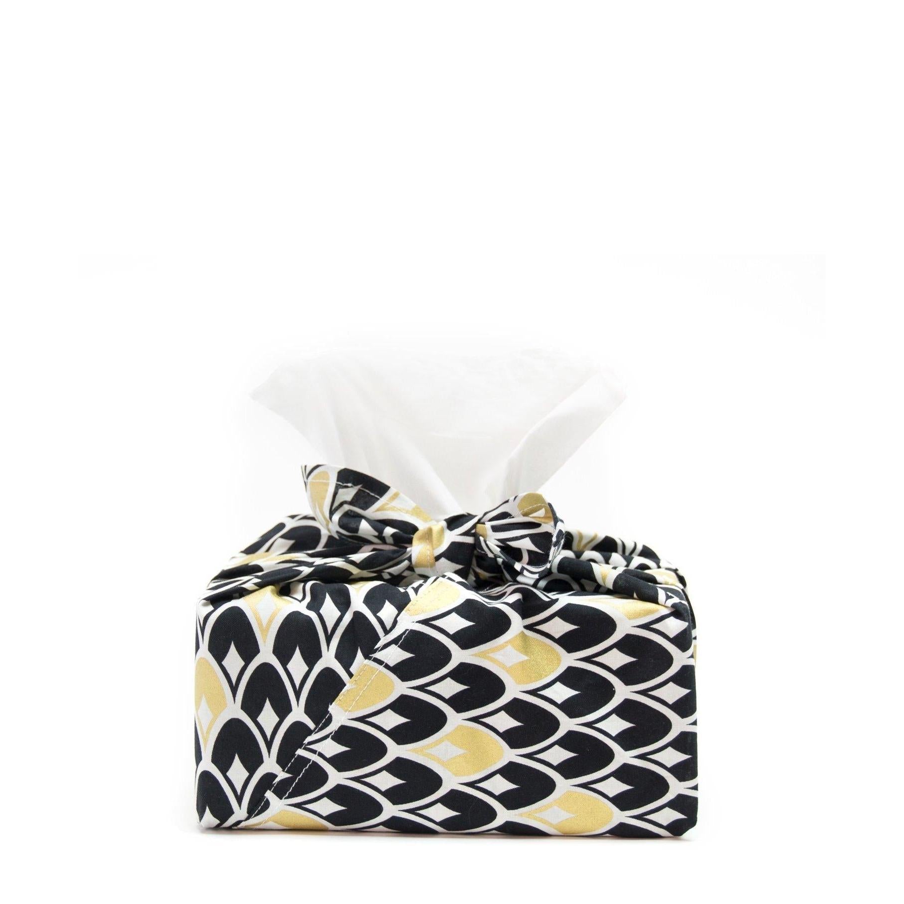 Neptune - Use this pattern to make a tissu box cover that complements your home decor