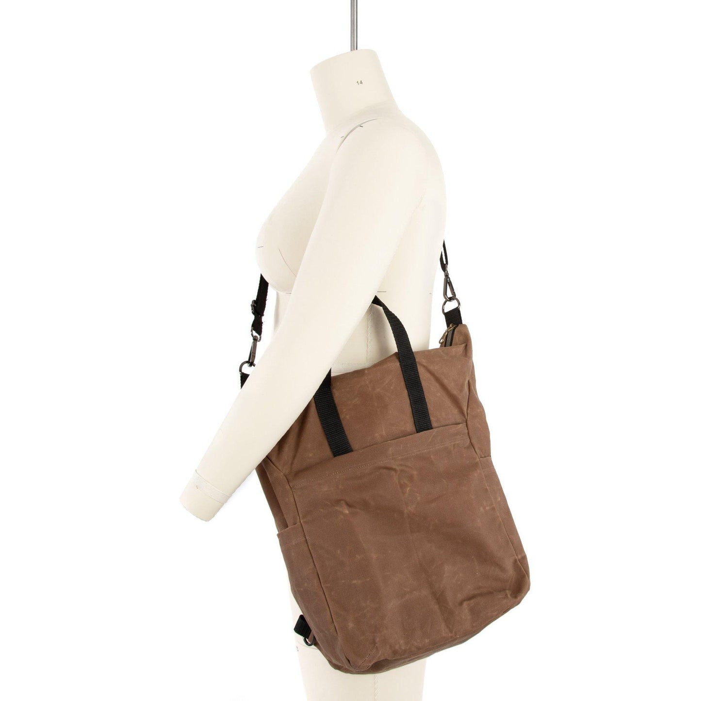 2021 // GALAXIE 5 - 3-in-1 Convertible backpack - Jalie