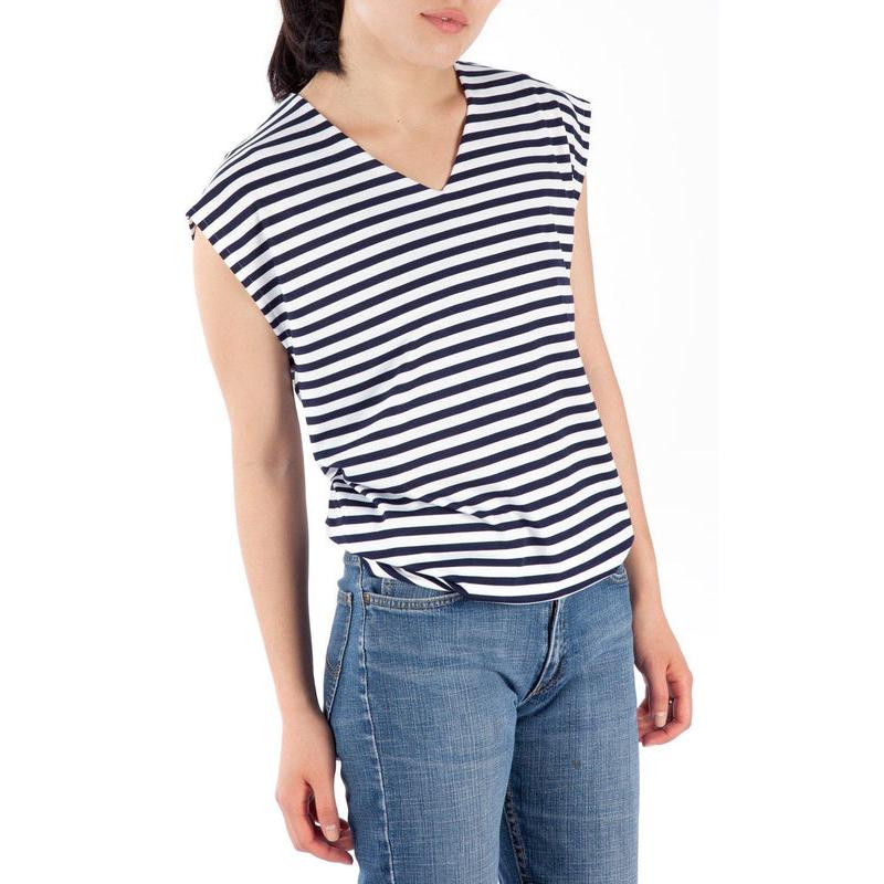 3880 // BOBBIE V-Neck Top