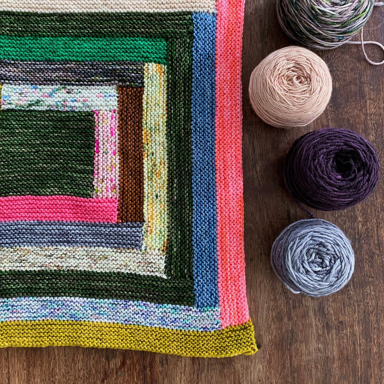 gather here classes-Scrappy Log Cabin Blanket-class-gather here online