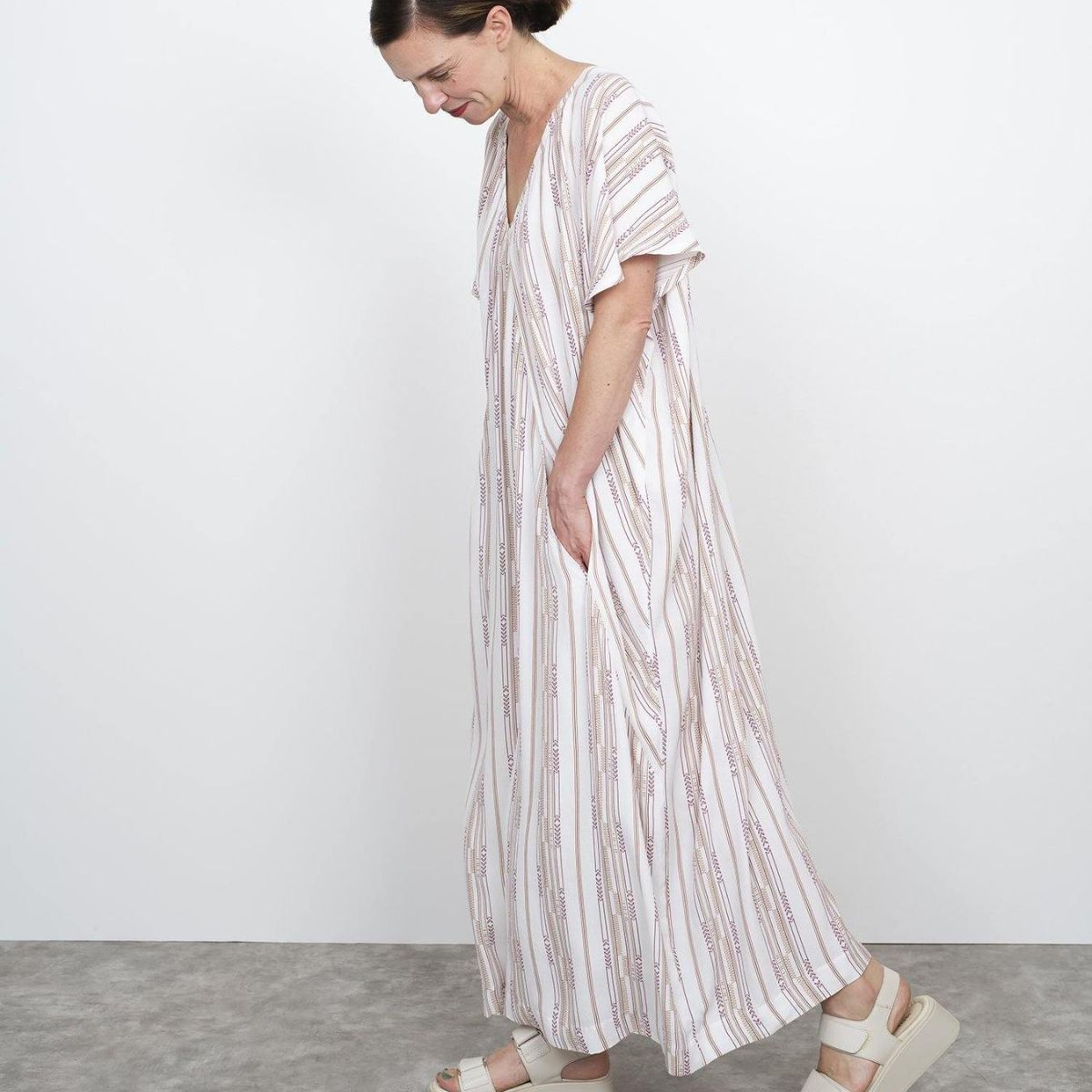 Assembly Line-Minimalist Kaftan Dress Pattern-sewing pattern-gather here online