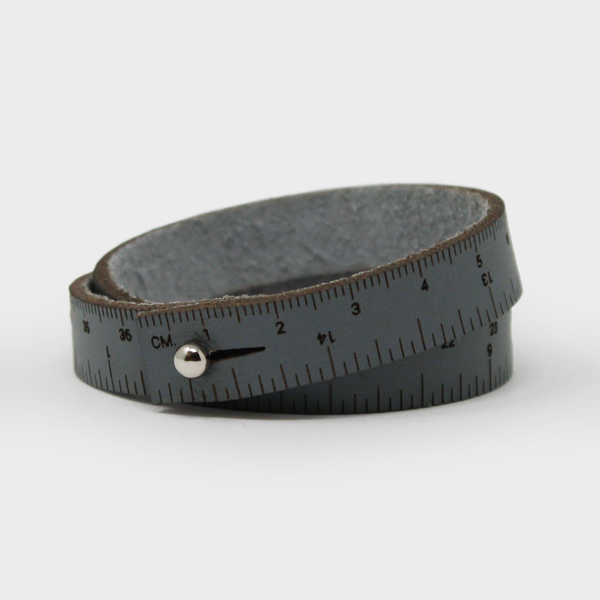 Wrest Ruler Wrist Ruler Gray – gather here
