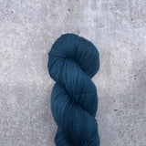 Dirtywater Dyeworks-Lillian-yarn-057 Moon Shadow-gather here online