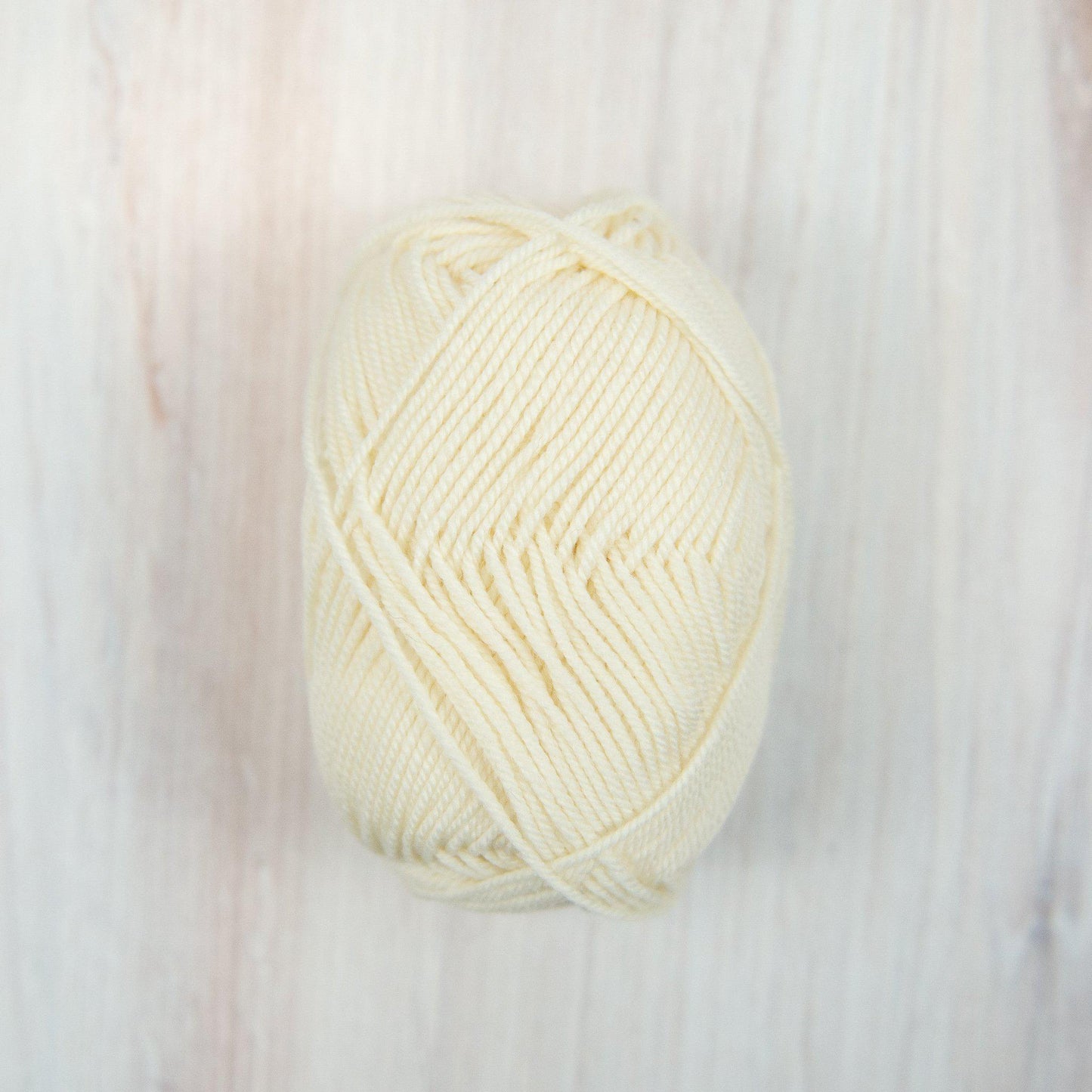 Ewe Ewe Yarn - Ewe So Sporty - 90 Vanilla - gatherhereonline.com