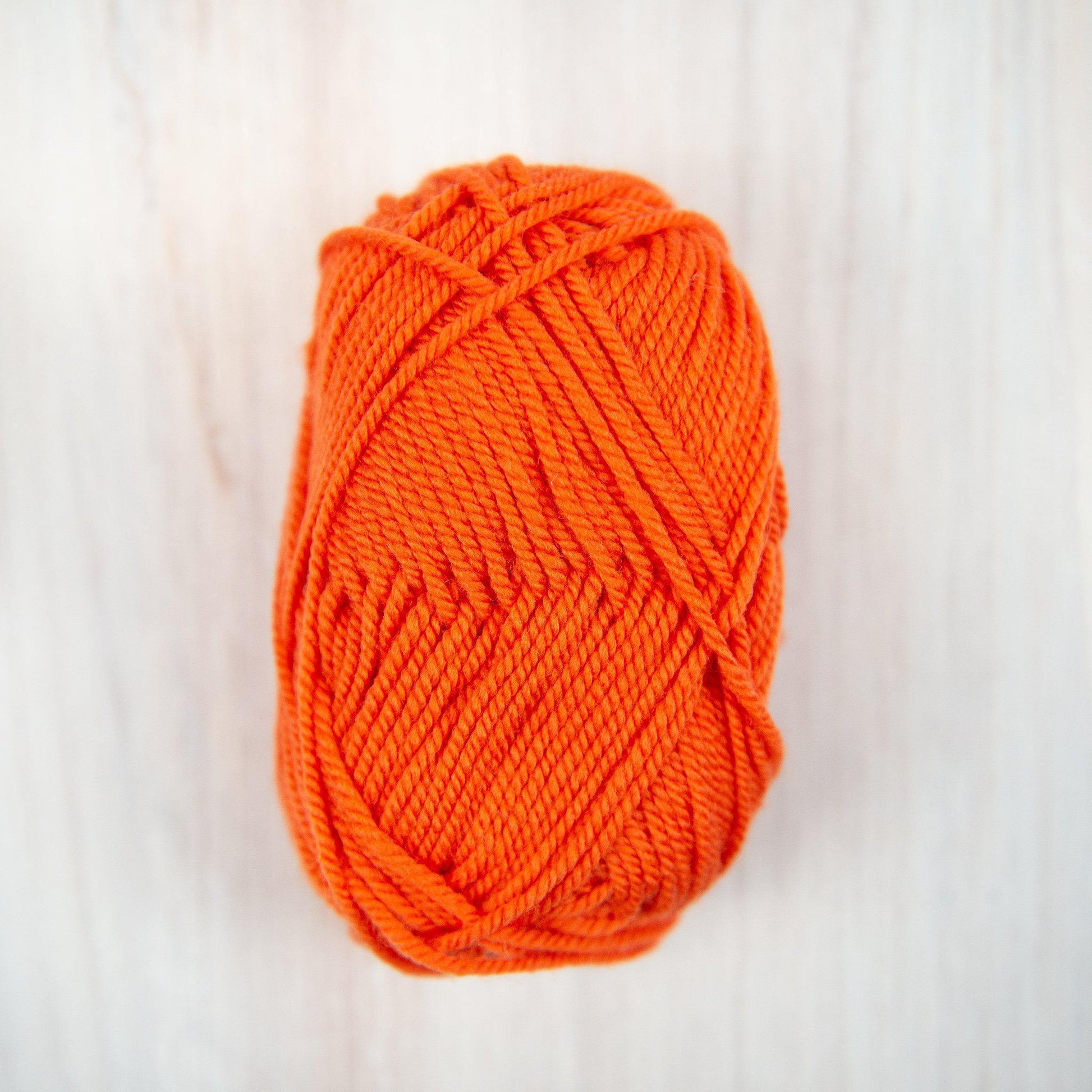 Ewe Ewe Yarn - Wooly Worsted - 25 Orange Peel - gatherhereonline.com