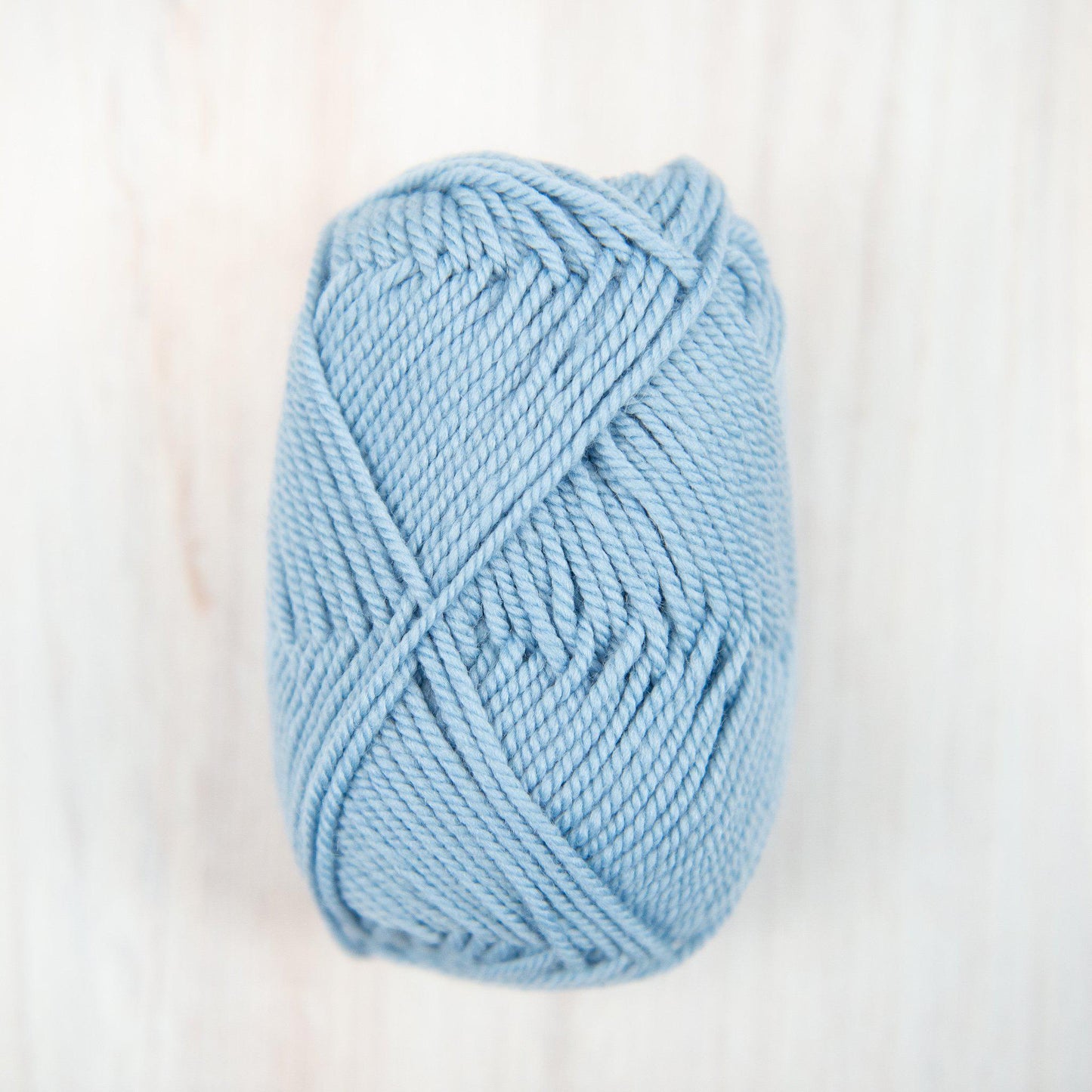 Ewe Ewe Yarn - Wooly Worsted - 75 Sky Blue - gatherhereonline.com