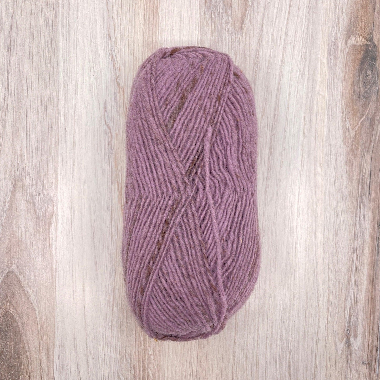 Rosa Pomar-Beiroa-yarn-734 Lilás-gather here online