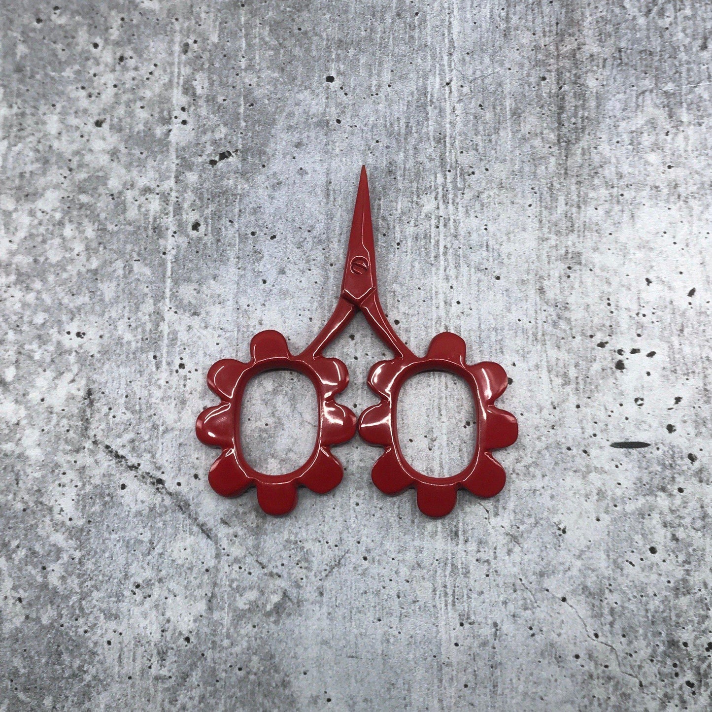 Kelmscott Designs-Flower Power Scissors-notion-Red-gather here online