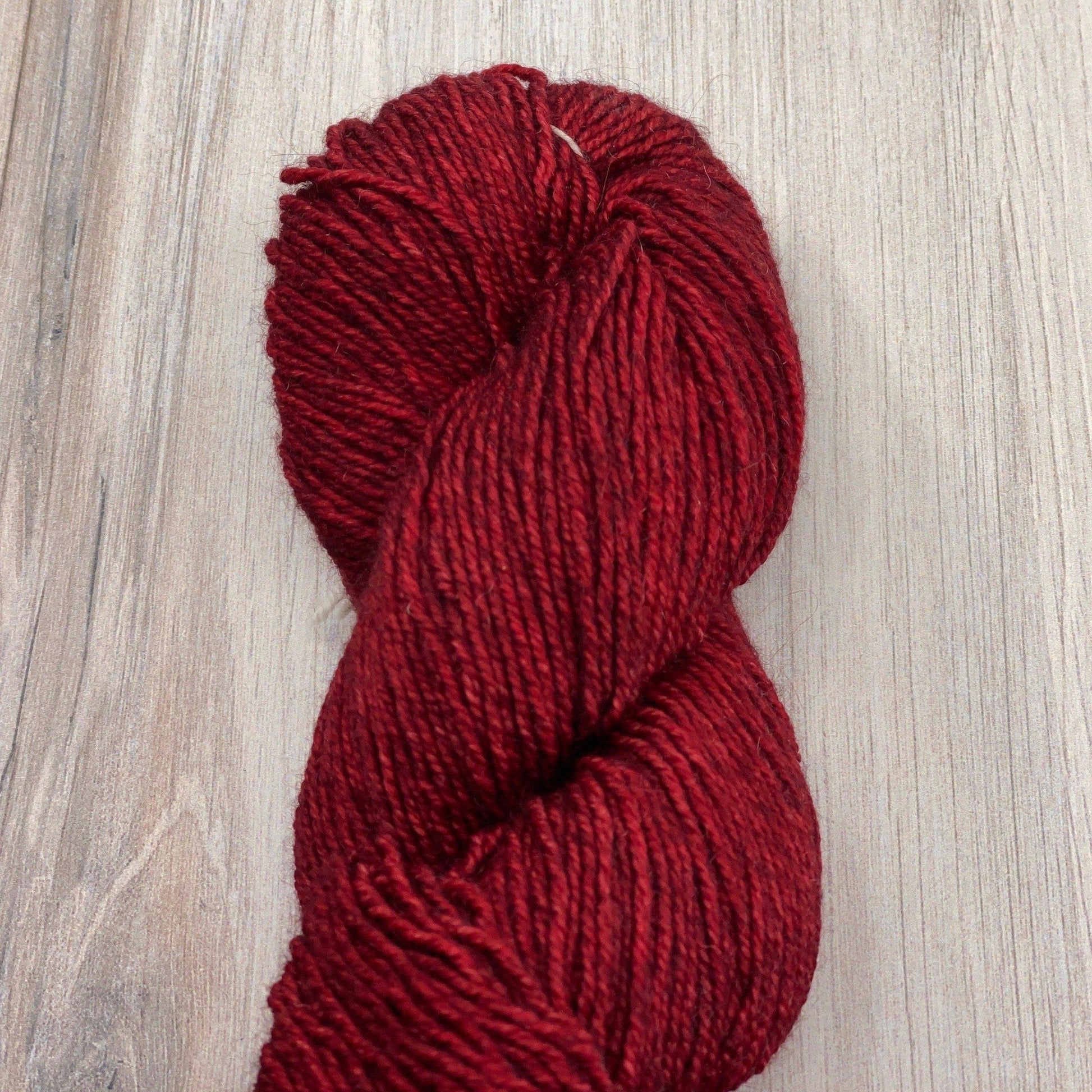 Malabrigo-Dos Tierras-yarn-033 Cereza-gather here online