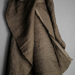 Merchant & Mills-185 Linen Core, Knapsack Green-fabric-gather here online